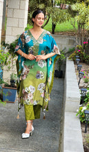 Load image into Gallery viewer, TWO TONE KAFTAN