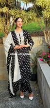 Load image into Gallery viewer, Polka dot black & white suit