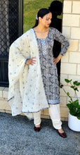 Load image into Gallery viewer, Navy blue salwar suit