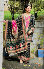 Load image into Gallery viewer, Green light velvet suit