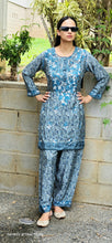 Load image into Gallery viewer, Blue lakhnawi kurta set