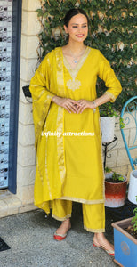 Mehndi pant suit