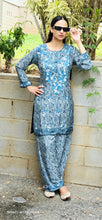 Load image into Gallery viewer, Blue lakhnawi kurta set
