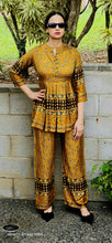 Load image into Gallery viewer, Musturd gaji silk coordset
