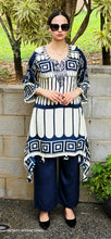 Load image into Gallery viewer, Natural creape Navy blue coord set
