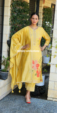 Load image into Gallery viewer, Lemon pure Banarsi silk pant suit
