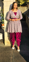 Load image into Gallery viewer, Peplum samosa salwar suit with belt
