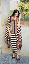 Load image into Gallery viewer, Designer Samosa salwar kaftan set
