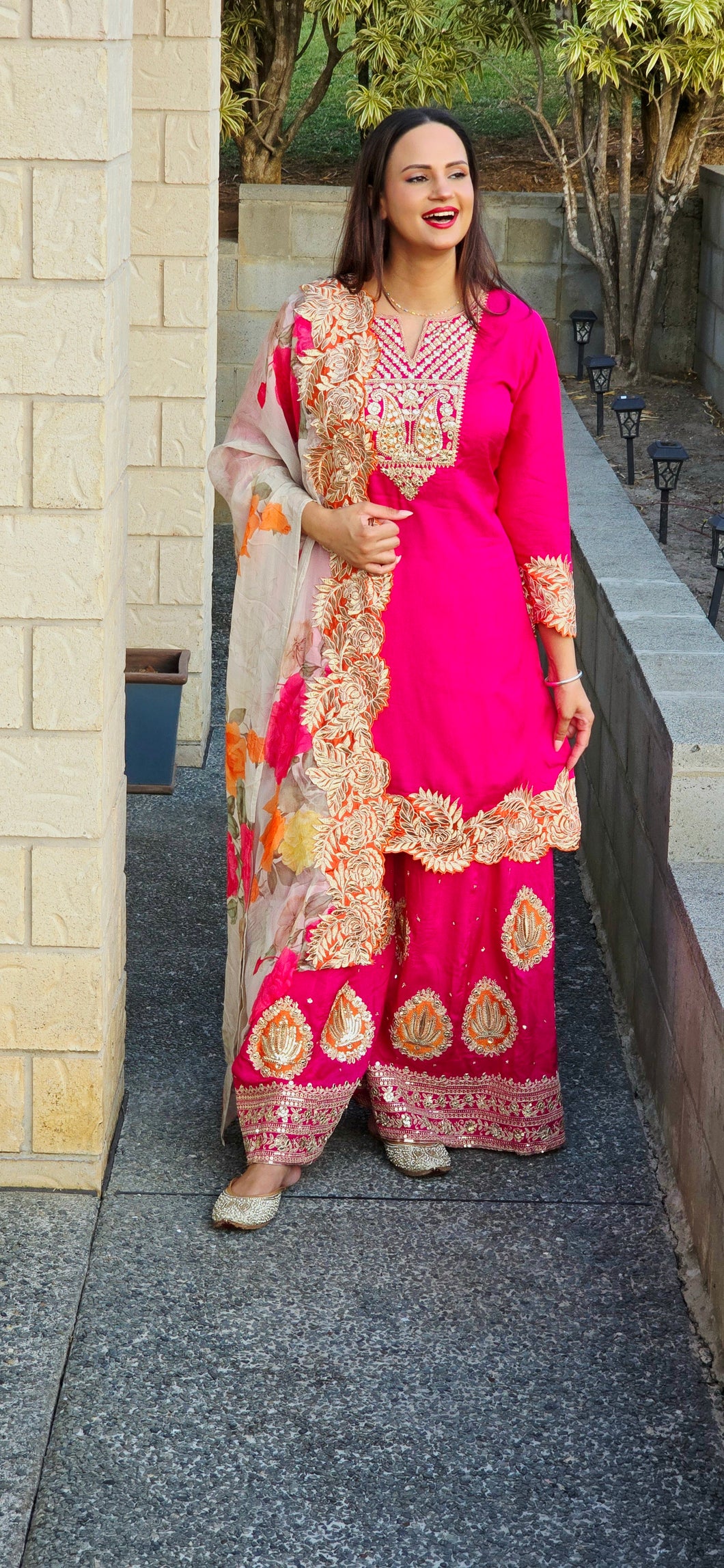 Rani karba suit
