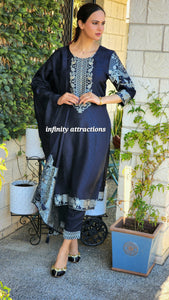 Banarsi self print pant suit