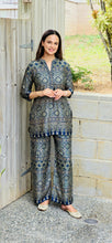 Load image into Gallery viewer, Gajji silk Navy blue cordset
