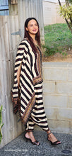 Load image into Gallery viewer, Designer Samosa salwar kaftan set
