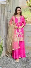 Load image into Gallery viewer, Fuscia plazo suit
