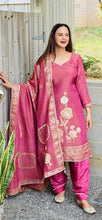 Load image into Gallery viewer, Falsa crushed tissue salwar suit

