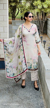 Load image into Gallery viewer, Ivory Boutique pant suit
