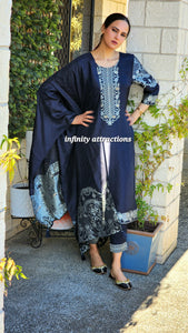 Banarsi self print pant suit