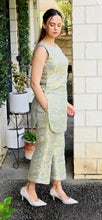 Load image into Gallery viewer, Grey designer corset (Taking pre order)
