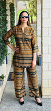 Load image into Gallery viewer, Musturd green gaji silk coordset

